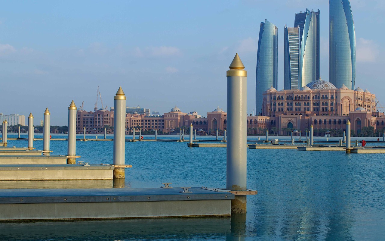 Abu Dhabi'ye Nasıl Gidilir?
