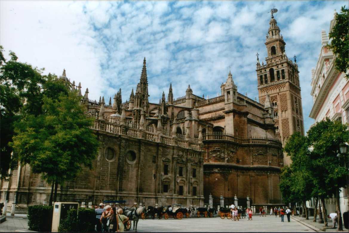 Sevilla'da Gezilecek - Görülecek Yerler